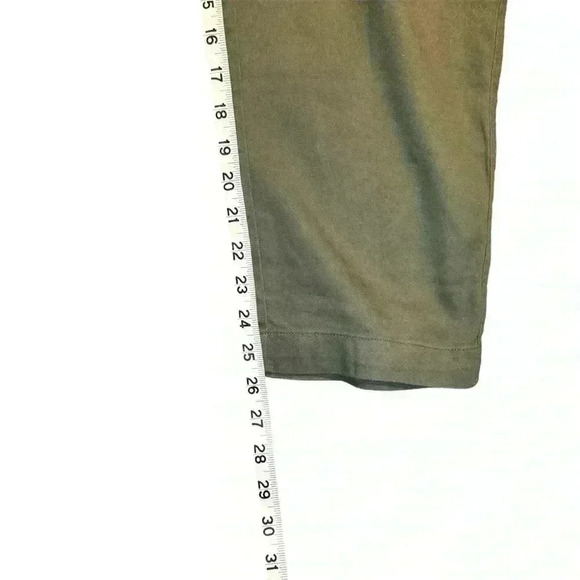 NWT - GAP lightweight pull-on pants. Color is Grapeleaf. Size Large - Picture 7 of 9